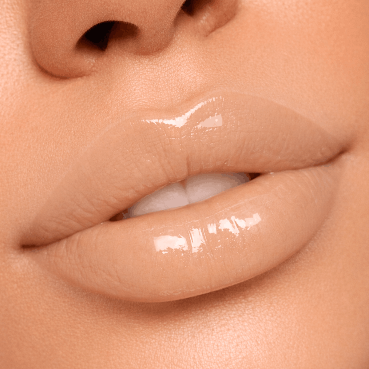 butter-gloss-brillant-hydratant-repulpant-vitamine-e-longue-tenue-12H-waterproof-my-lip-cream-by-monica