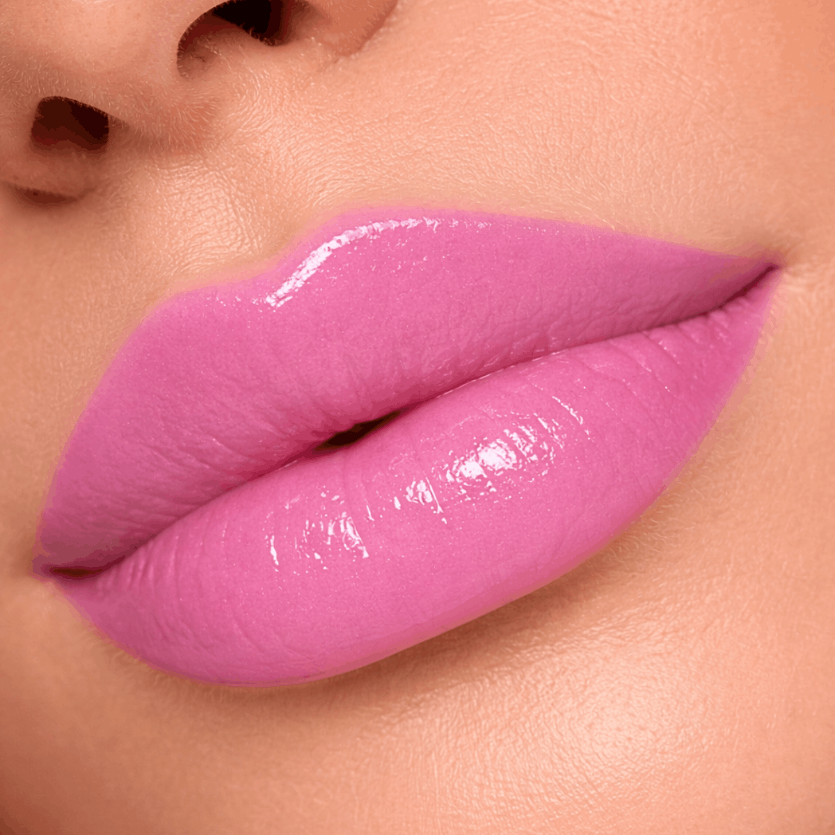 butter-gloss-brillant-hydratant-repulpant-vitamine-e-longue-tenue-12H-waterproof-my-lip-cream-by-monica