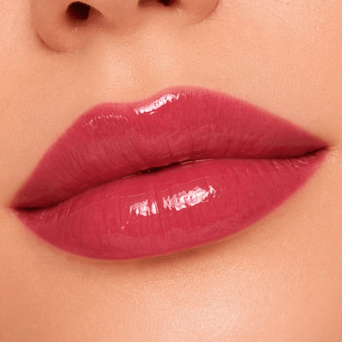 gloss-brillant-repulpant-hydratant-longue-tenue-waterproof-sans-transfert-iconic-lips-by-monica