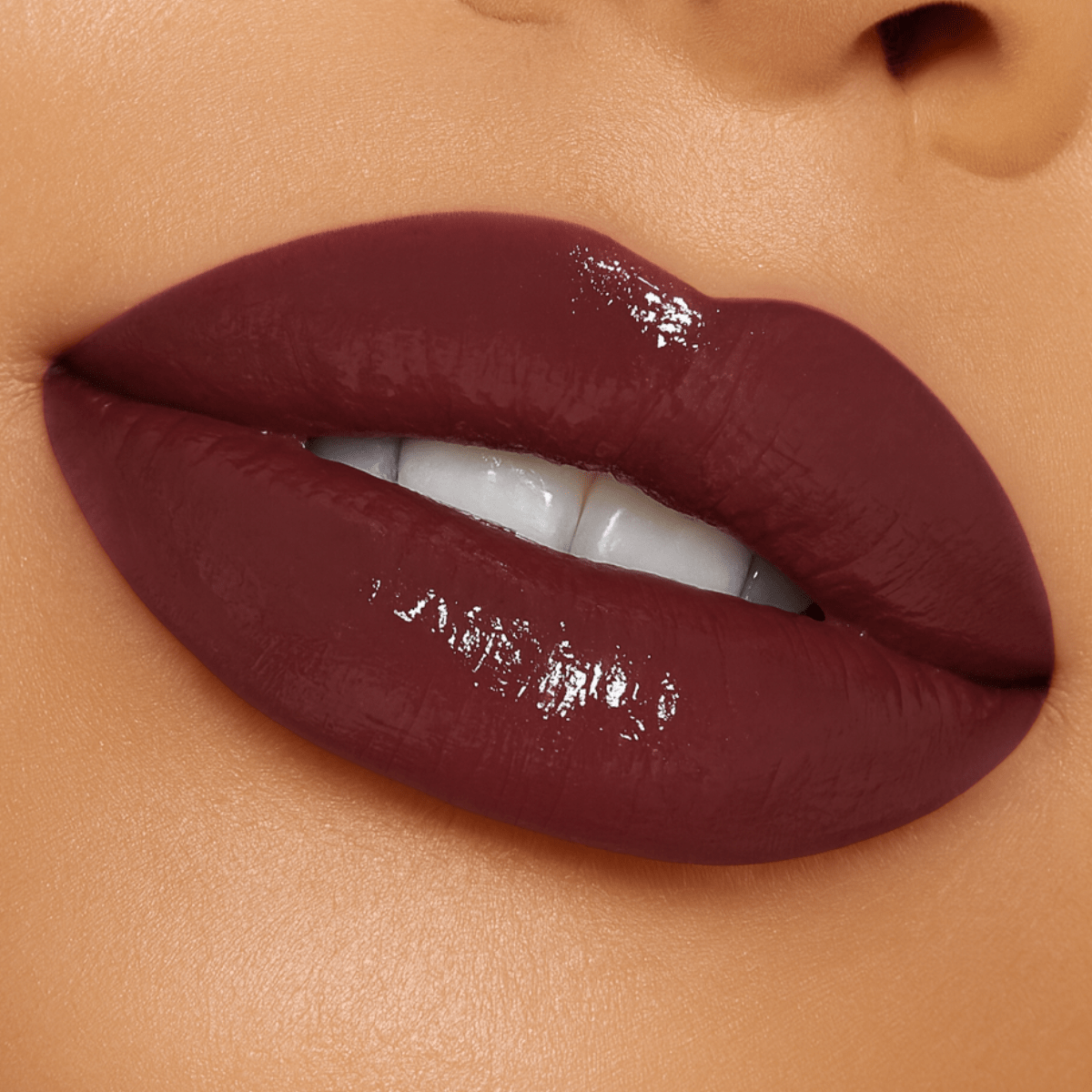 gloss-repulpant-brillant-non-collant-hydratant-longue-tenue-waterproof-plump-up-by-monica