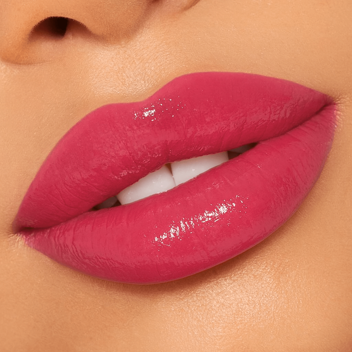 gloss-repulpant-brillant-non-collant-hydratant-longue-tenue-waterproof-plump-up-by-monica