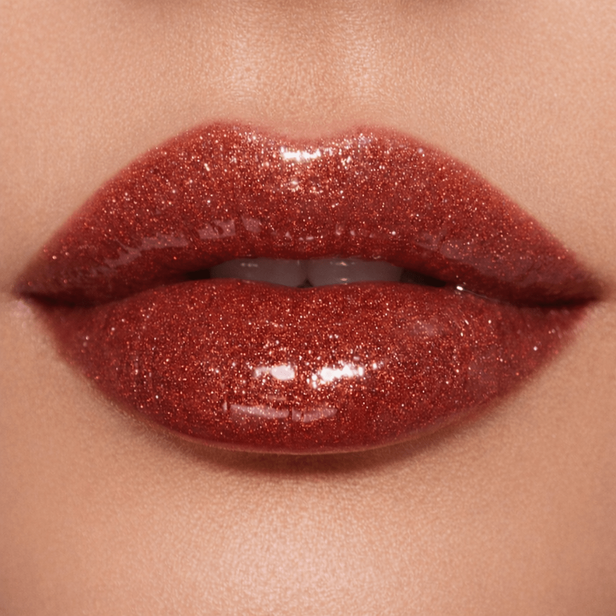 gloss-paillete-brillant-leger-hydratant-non-collant-diamond-kiss-lips-by-monica