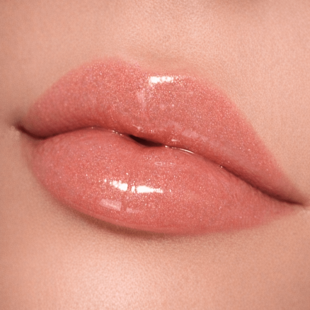 gloss-paillete-brillant-leger-hydratant-non-collant-diamond-kiss-lips-by-monica