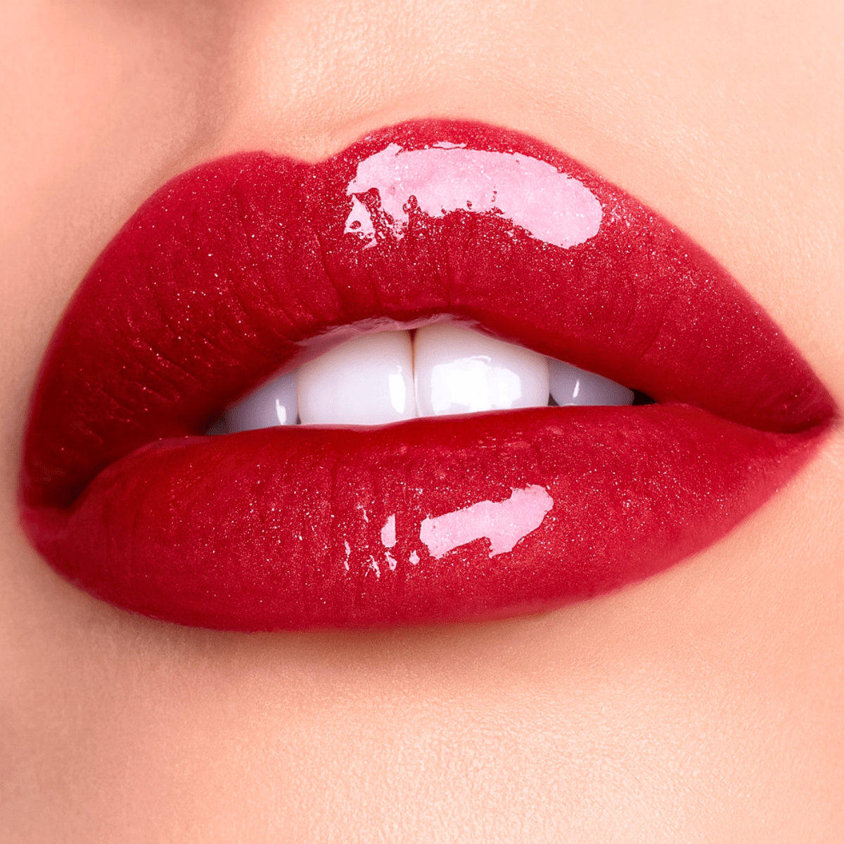 gloss-paillete-acide-hyaluronique-repulpant-hydratant-longue-tenue-waterproof-non-collant-hyaluronic-lift-by-monica