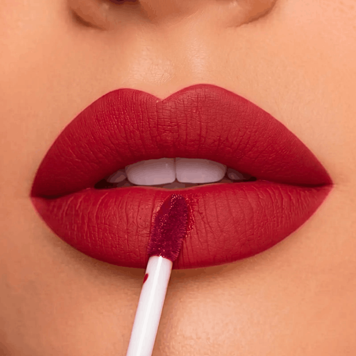rouge-a-levres-mat-liquide-veloute-longue-tenue-waterproof-confortable-sans-transfert-all-day-matte-lips-by-monica